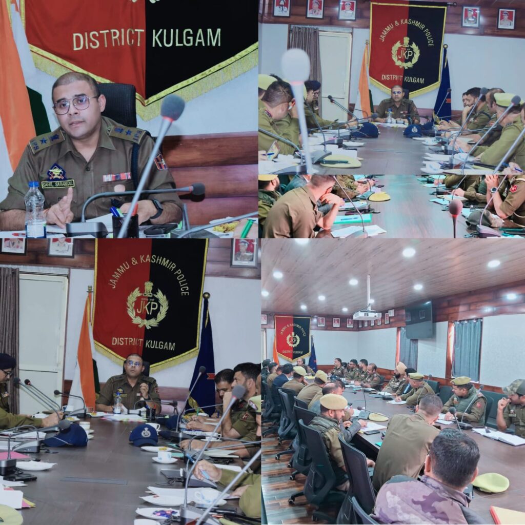 SSP Kulgam Leads Comprehensive Crime and Security Review Meeting